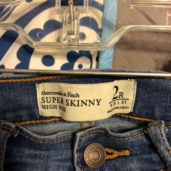 Abercrombie Jeans - Picture 3 of 3
